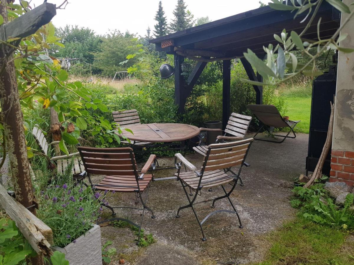 Villa Niedliches kleines Ferienhäuschen auf Rügen nahe Stralsund Altefähr Exterior foto